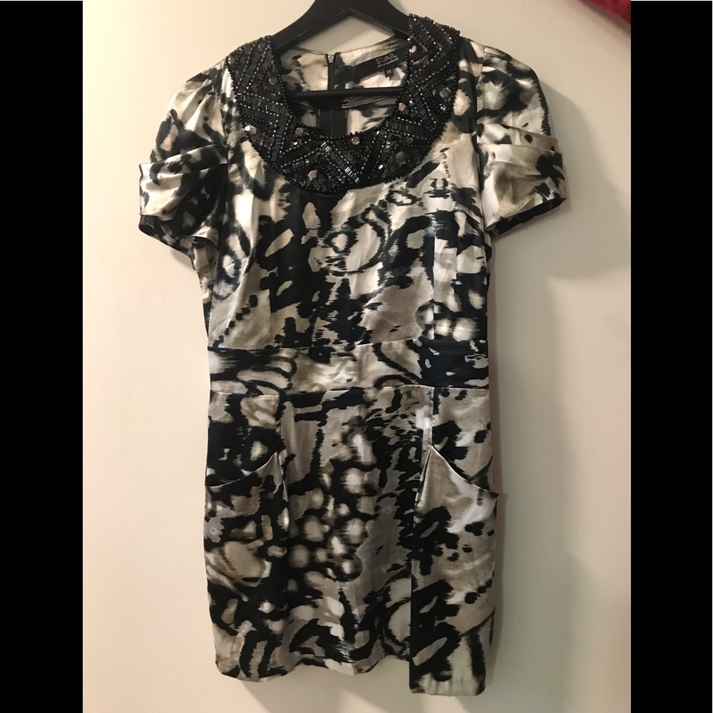 Cocktail dress Black/beige euro size 10 (USA 4)
